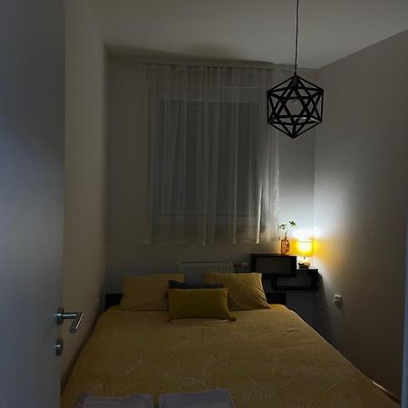 Yellow Ns Apartment Novi Sad Exterior photo