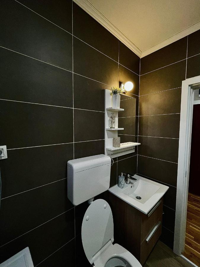 Yellow Ns Apartment Novi Sad Exterior photo